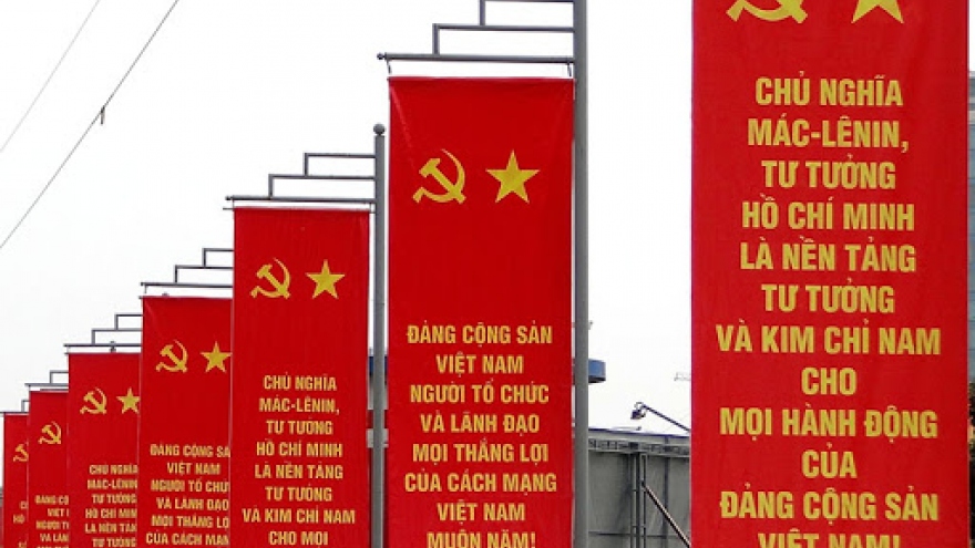 Góp ý Văn kiện Đại hội XIII : Thận trọng giữa “xây” và “chống“