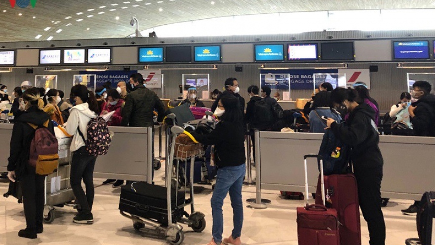 Đưa 240 công dân Việt Nam từ Pháp về nước tránh dịch Covid-19