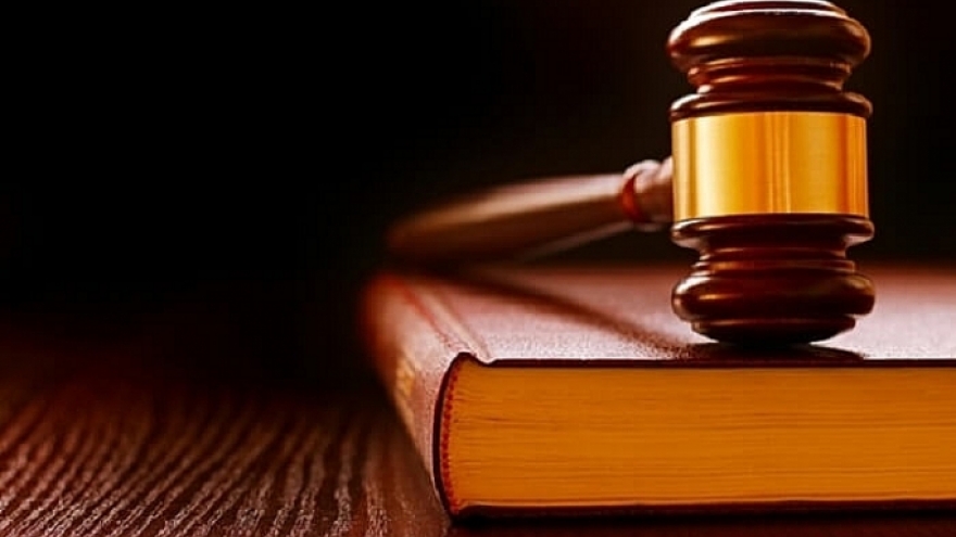 Giảm án cho 2 bị cáo chống người thi hành công vụ tại trường Pascal