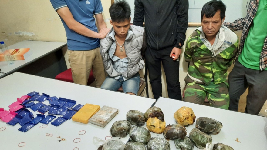 Bắt 4 đối tượng vận chuyển số ma túy lớn ở Sơn La