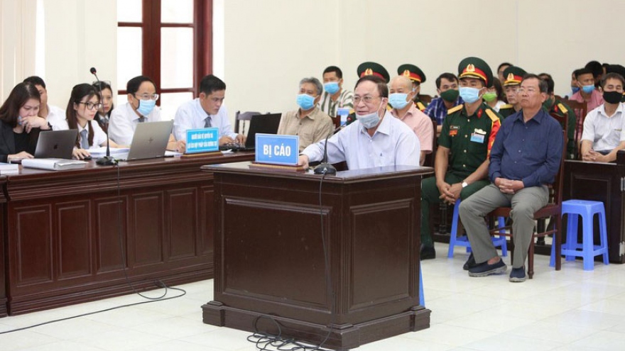 Nóng 24h: Tòa tuyên án cựu Thứ trưởng Bộ Quốc phòng Nguyễn Văn Hiến