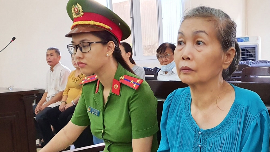 Vụ giết người, đổ bê tông: Mẹ ruột kẻ chủ mưu khai bị ép cung