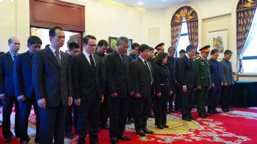 Lễ viếng nguyên Tổng Bí thư Lê Khả Phiêu tại nhiều nước trên thế giới