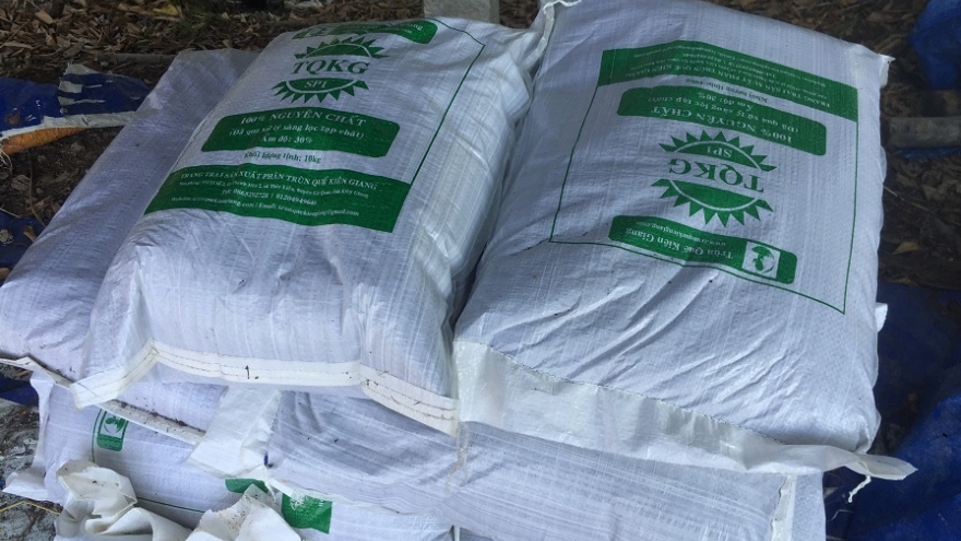 Bỏ công ty nước ngoài, 9x khởi nghiệp thành công nhờ nuôi trùn quế