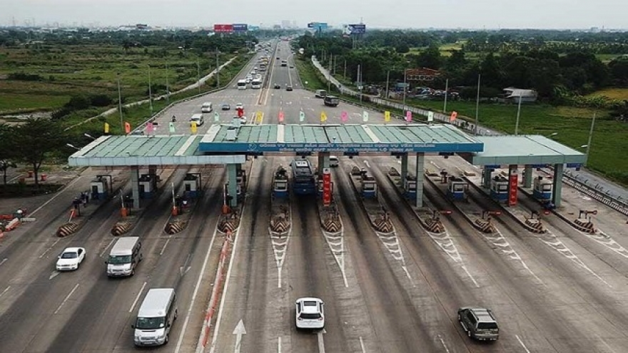 Đề xuất giảm 10-30% phí sử dụng đường bộ cho ô tô kinh doanh vận tải