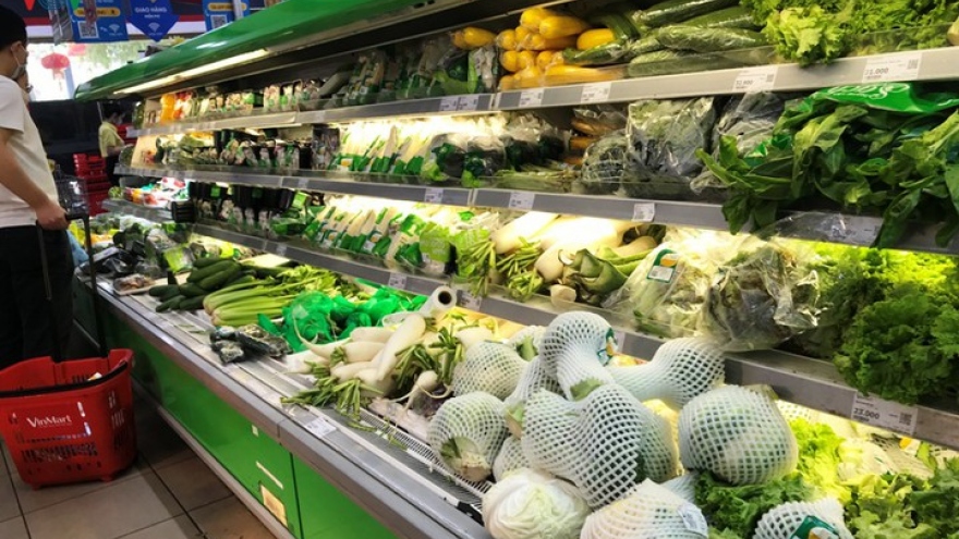 Doanh thu bán lẻ hàng hóa 6 tháng vẫn tăng bất chấp dịch Covid-19