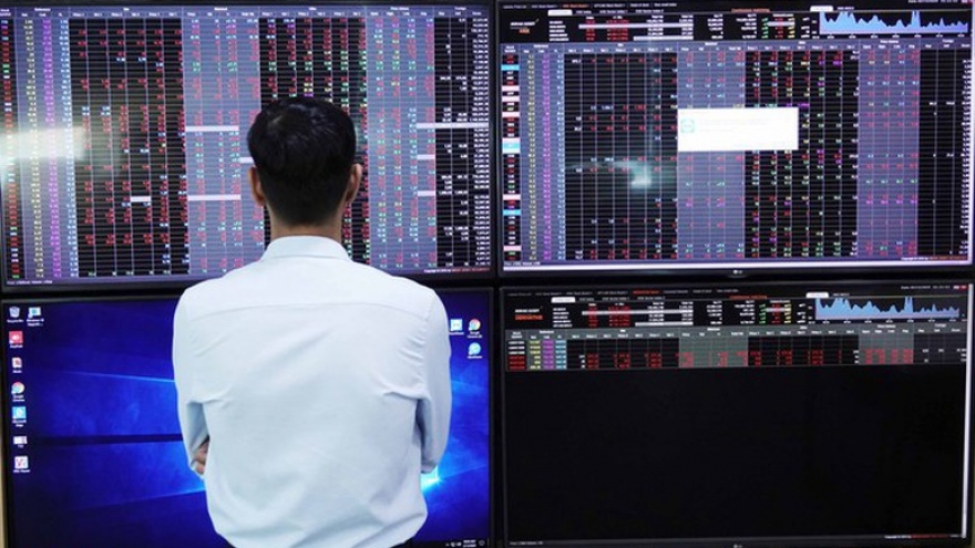 Người đủ 15 tuổi có thể mở tài khoản giao dịch chứng khoán