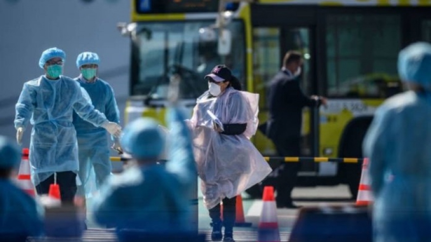 500 người mắc Covid-19/ngày, Nhật đối mặt nguy cơ khẩn cấp toàn quốc