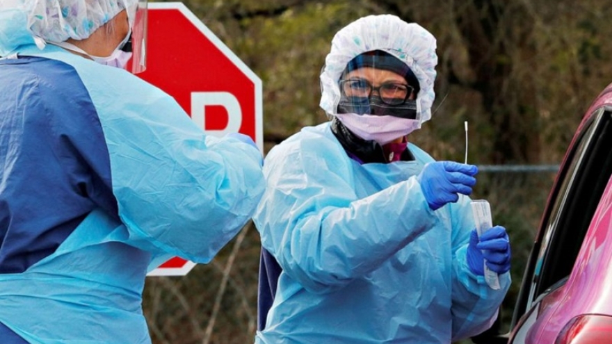 Nếu chưa có vaccine Covid-19, Mỹ cần giãn cách xã hội đến năm 2022?