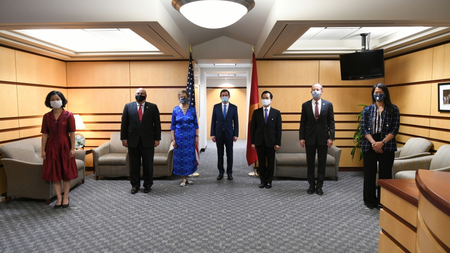 BNG Mỹ gặp mặt kỷ niệm 25 năm thiết lập quan hệ Việt Nam-Hoa Kỳ