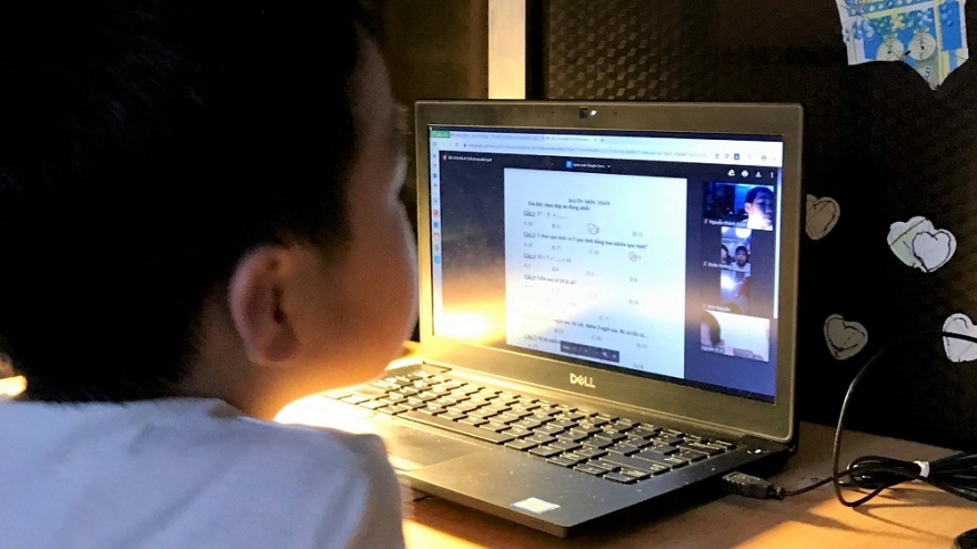 Chùm giải pháp họp, dạy - học trực tuyến “Make in Vietnam”