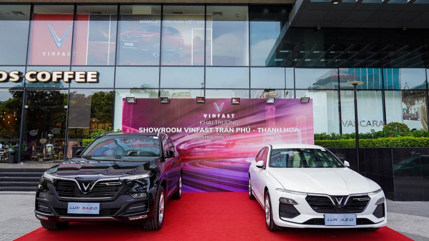 VinFast lập kỷ lục khai trương 27 showroom trong một ngày