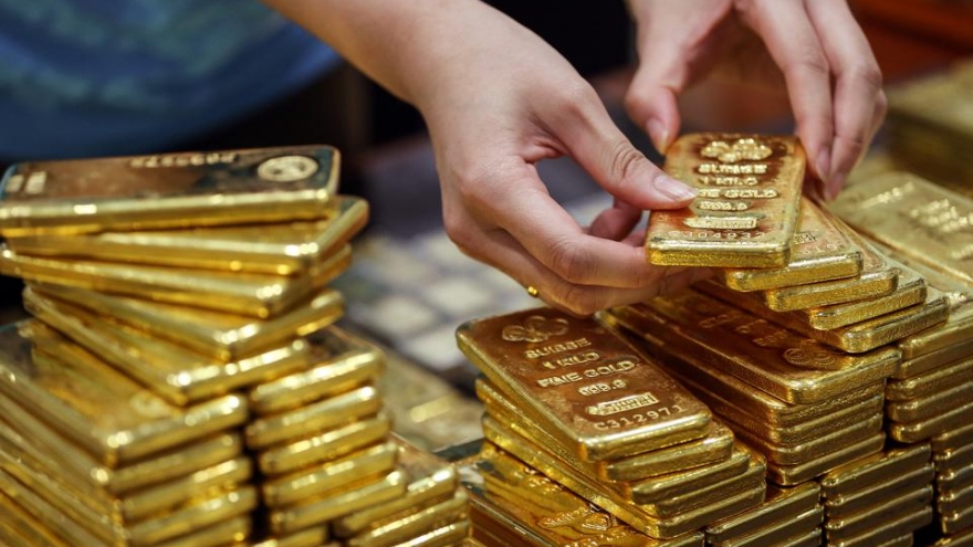 Giá vàng được kỳ vọng tăng, hướng tới ngưỡng 2.000 USD/oz