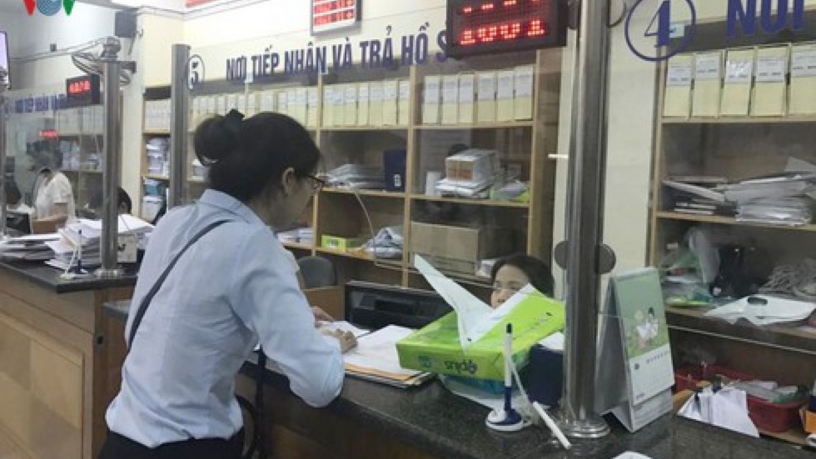 Đề xuất tạm dừng nhận hồ sơ ủy quyền người khác nhận hộ BHXH một lần