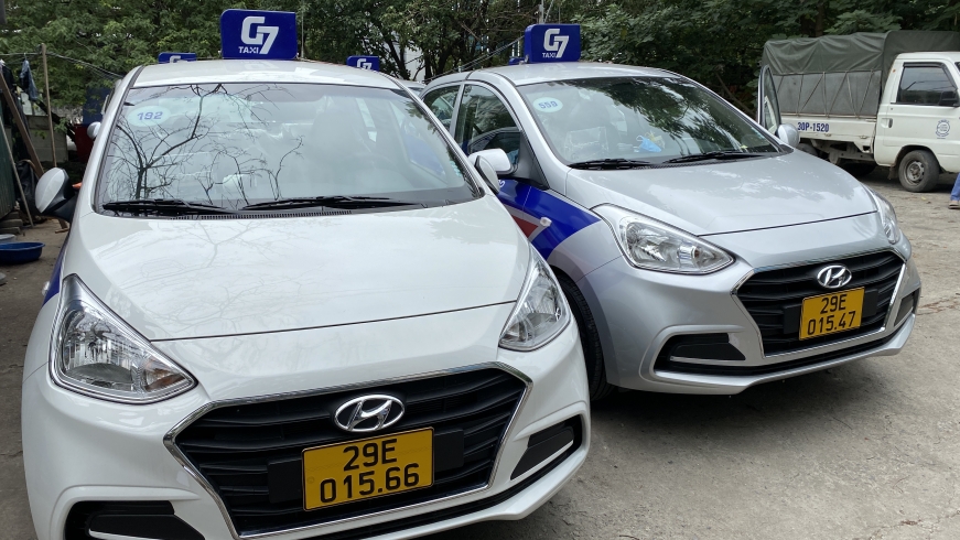 Video: Ngày đầu tiên CSGT đổi biển số vàng cho xe kinh doanh vận tải