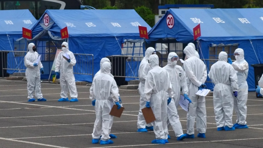 Cập nhật Covid-19: Hơn 8,7 triệu ca mắc , WHO cảnh báo “giai đoạn nguy hiểm“