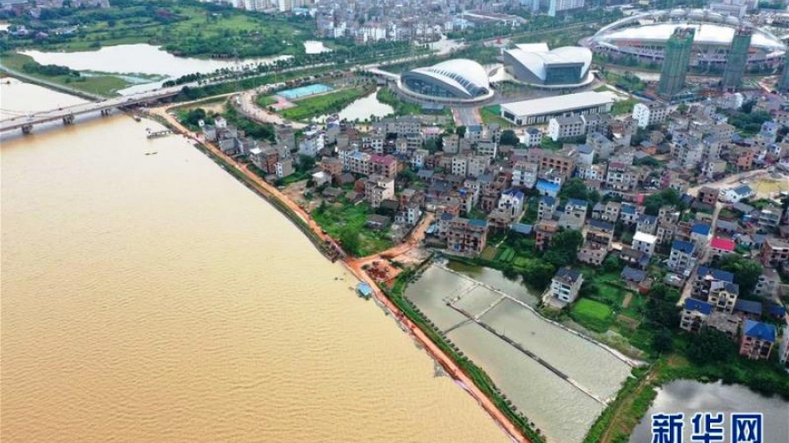 Trung Quốc và Nhật Bản dốc sức khắc phục hậu quả lũ lụt