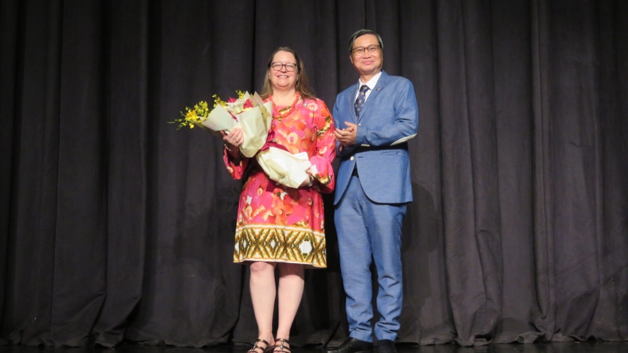 Kỷ niệm 25 năm thiết lập quan hệ ngoại giao Việt Nam – Hoa Kỳ