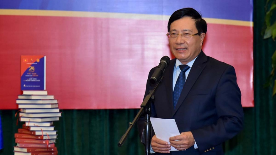 Lễ ra mắt sách “25 năm Việt Nam tham gia ASEAN qua góc nhìn của những người trong cuộc"