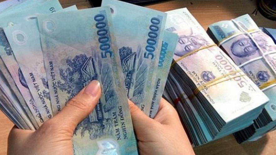 Phó Thống đốc NHNN lý giải vì sao không hạ chuẩn cho vay