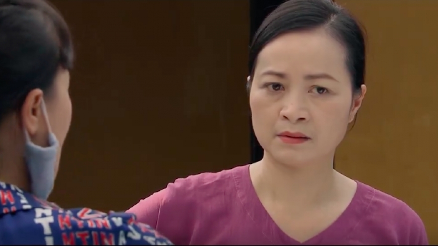 “Những ngày không quên” tập 28: Bà Mão nói xấu bố con Uyên với mẹ Khoa
