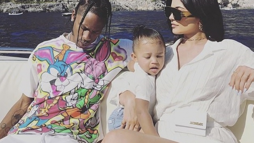 Kylie Jenner tái hợp tình cũ Travis Scott sau 8 tháng chia tay?