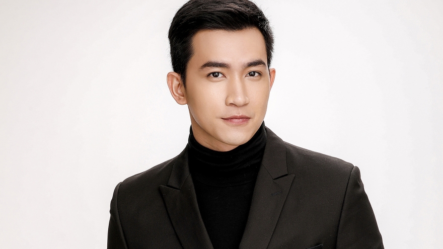 Võ Cảnh diện vest lịch lãm, đẹp như nam thần trong bộ ảnh mới