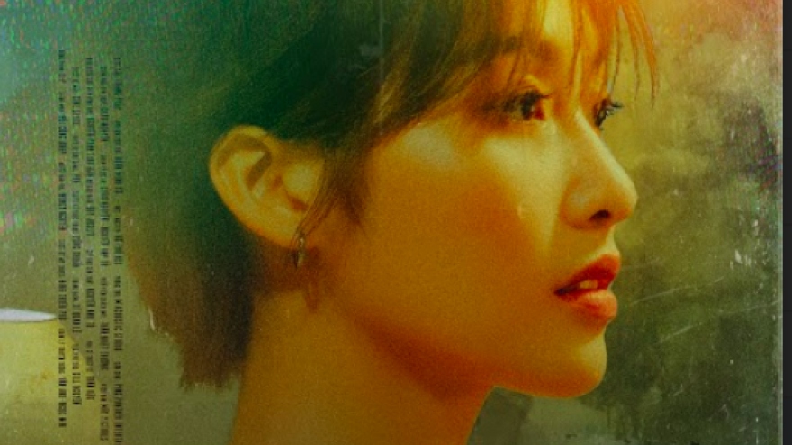 Khả Ngân gợi cảm đến nghẹt thở trong MV mới