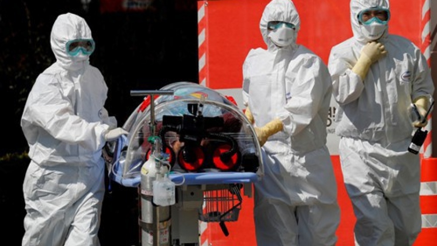 Số người tử vong vì Covid-19 tại Anh sắp chạm mốc 10.000