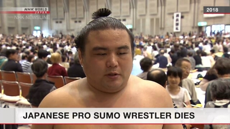 Võ sĩ Sumo trẻ tuổi của Nhật Bản qua đời vì Covid-19