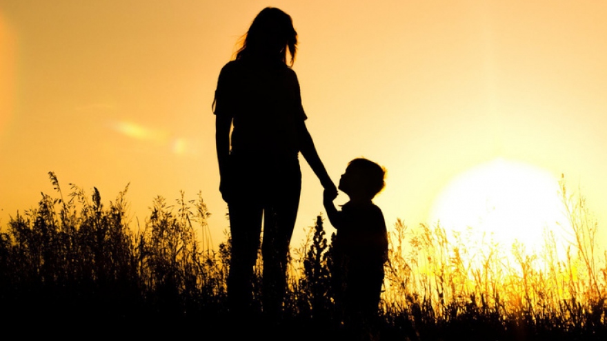Cảm ơn con đã làm thay đổi cuộc đời buồn tẻ của mẹ