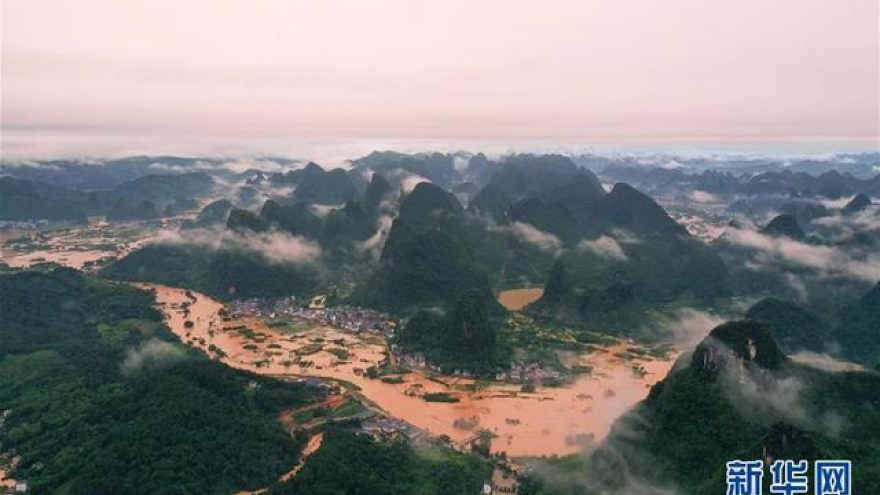 Mưa lớn tại Trung Quốc làm 9 người thiệt mạng
