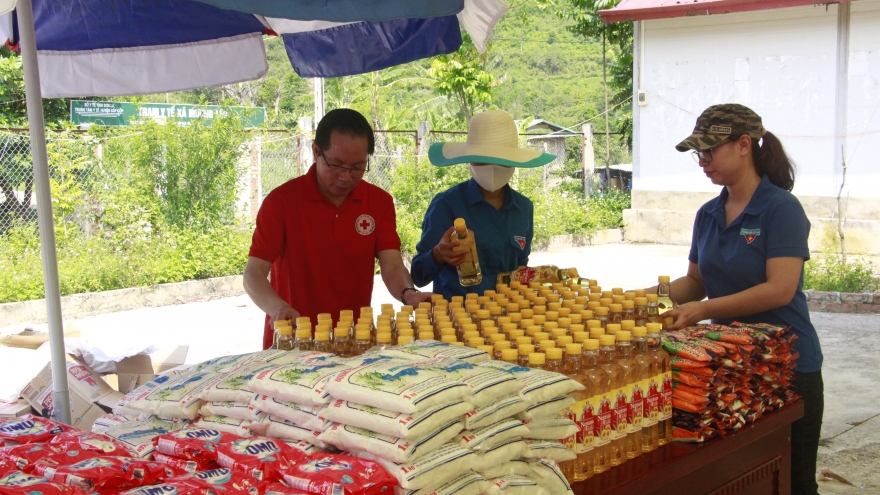 Chợ nhân đạo mang niềm vui đến xã biên giới Sốp Cộp - Sơn La