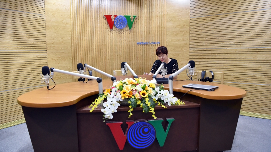 Mục sở thị nơi sản xuất tác phẩm phát thanh của VOV