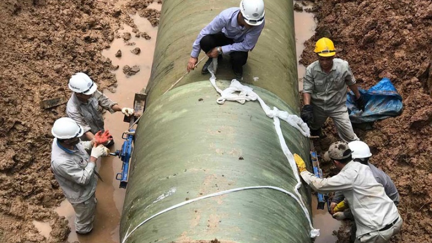 Đường ống nước sạch sông Đà lại xảy ra sự cố đoạn qua Đại lộ Thăng Long