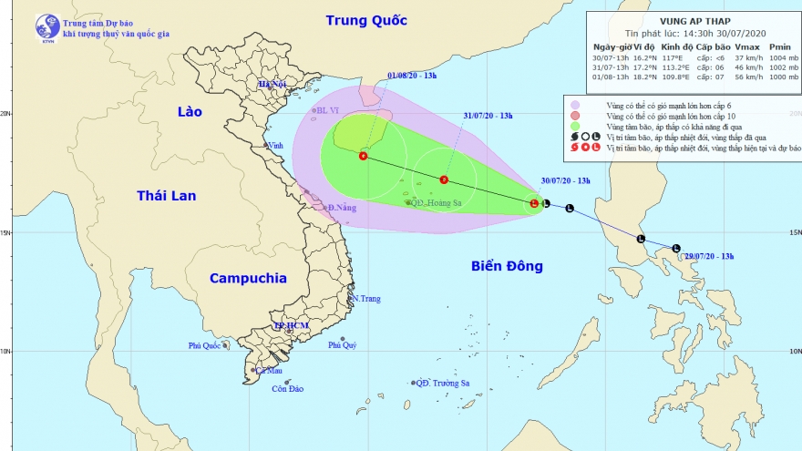 Vùng áp thấp đang hướng vào quần đảo Hoàng Sa và tiếp tục mạnh lên