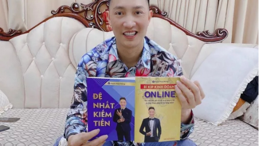 Sách của “Huấn Hoa Hồng” là tài liệu phát tán trái phép