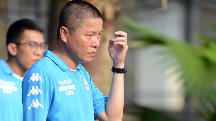 Hà Nội FC “nát” hàng thủ, HLV Đình Nghiêm thừa nhận sự thật phũ phàng