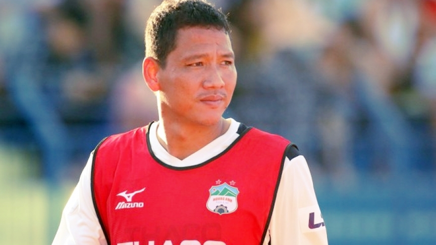 Anh Đức tỉnh táo đập tan “âm mưu” của đàn em tại HAGL