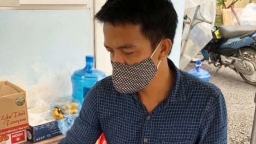 Truy đuổi một đối tượng không chấp hành kiểm tra y tế