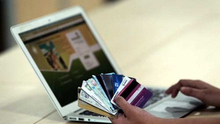 Giả mạo ứng dụng ủng hộ tiền chống Covid-19 để chiếm đoạt tài sản