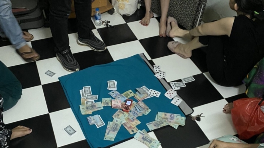 Lại phát hiện nhóm người tụ tập đánh bạc ở Đồng Nai