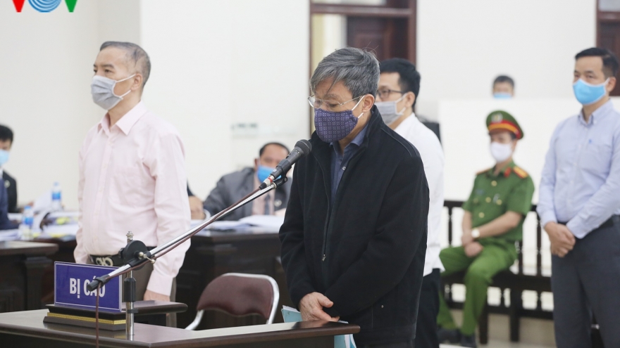 Xin hoãn phiên xử vì lý do sức khỏe, ông Nguyễn Bắc Son vẫn buộc phải hầu tòa