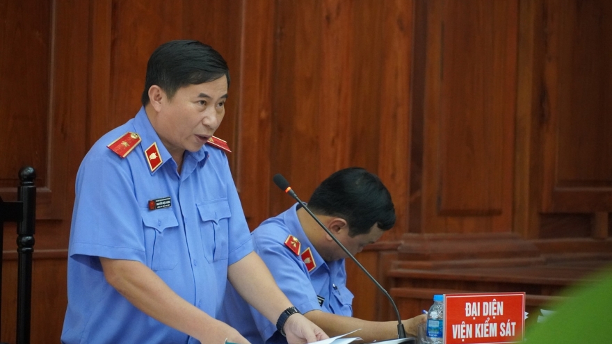 Xét xử phúc thẩm vụ giao “đất vàng” 15 Thi Sách: Đề nghị y án sơ thẩm