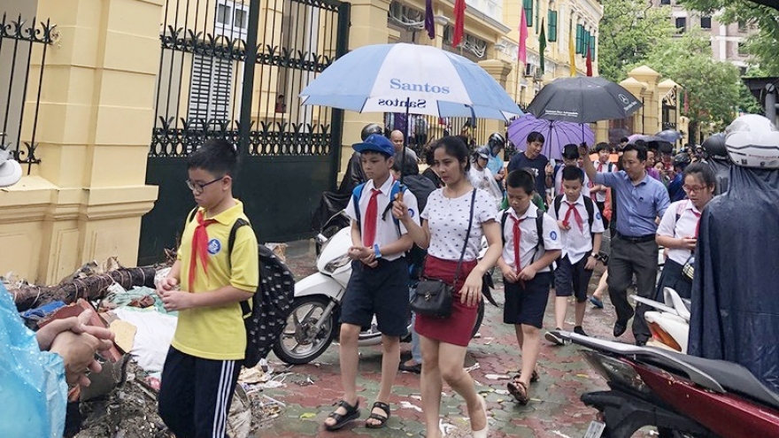 Công an cảnh báo về đối tượng chuyên dụ dỗ các nam sinh tại Hoàn Kiếm