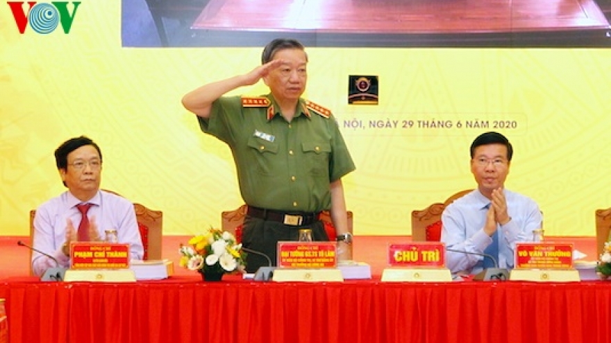 Bộ trưởng Tô Lâm: “Xử lý nghiêm các trường hợp cán bộ công an vi phạm“