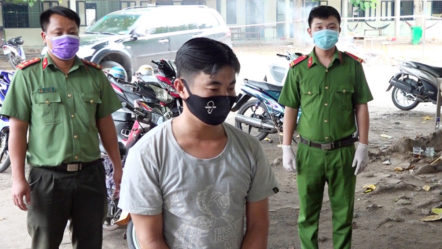 Khởi tố, bắt tạm giam 2 đối tượng tổ chức đưa người xuất cảnh trái phép