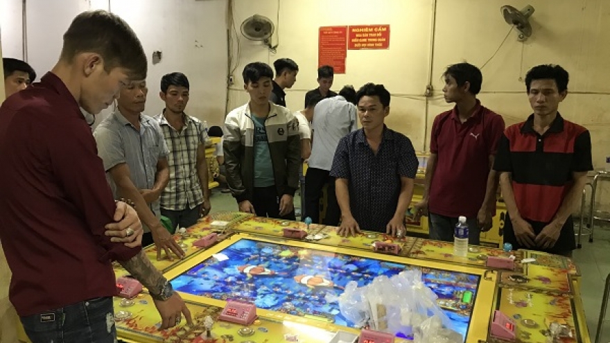 Triệt phá tụ điểm đánh bạc "núp bóng" game bắn cá tại Đồng Nai