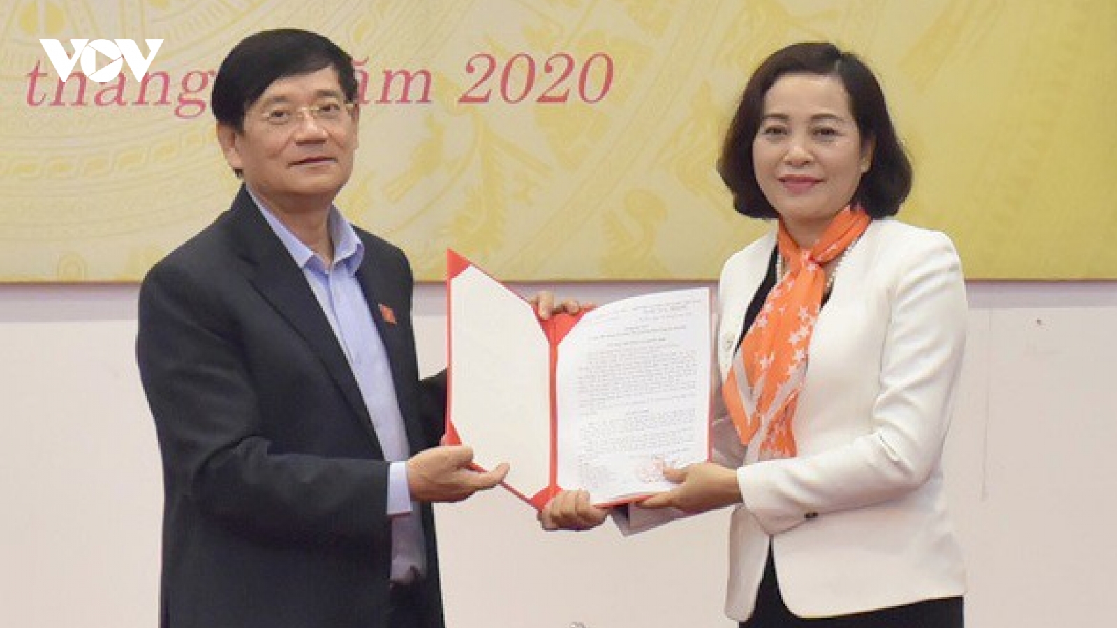 Ủy ban Thường vụ Quốc hội bổ nhiệm, phê chuẩn nhân sự mới