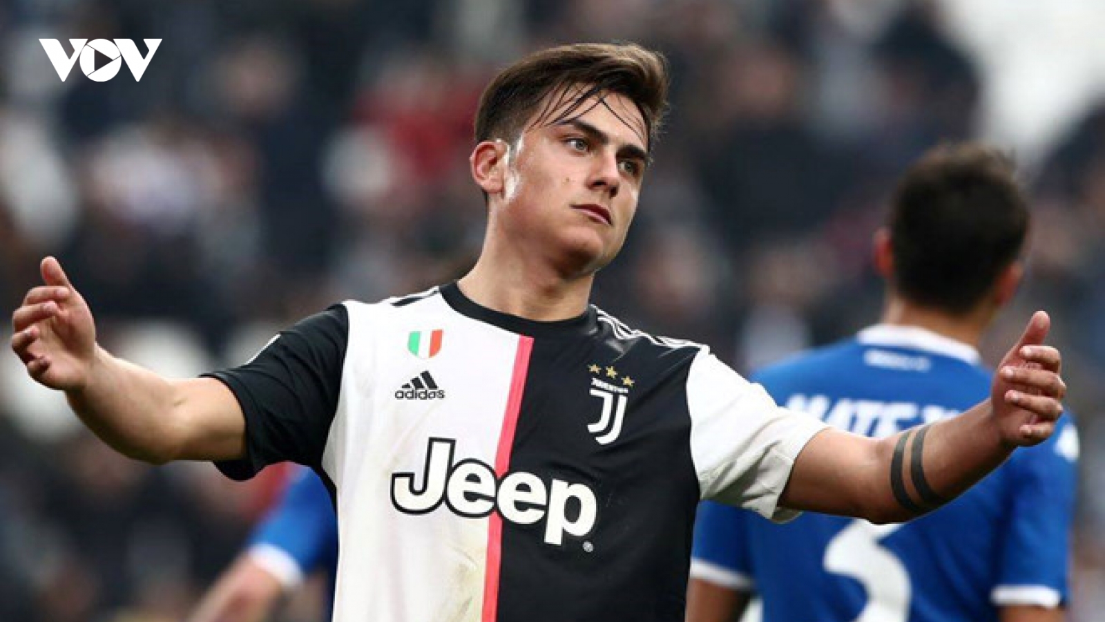 Sao Juventus 4 lần dương tính với SARS-CoV-2
